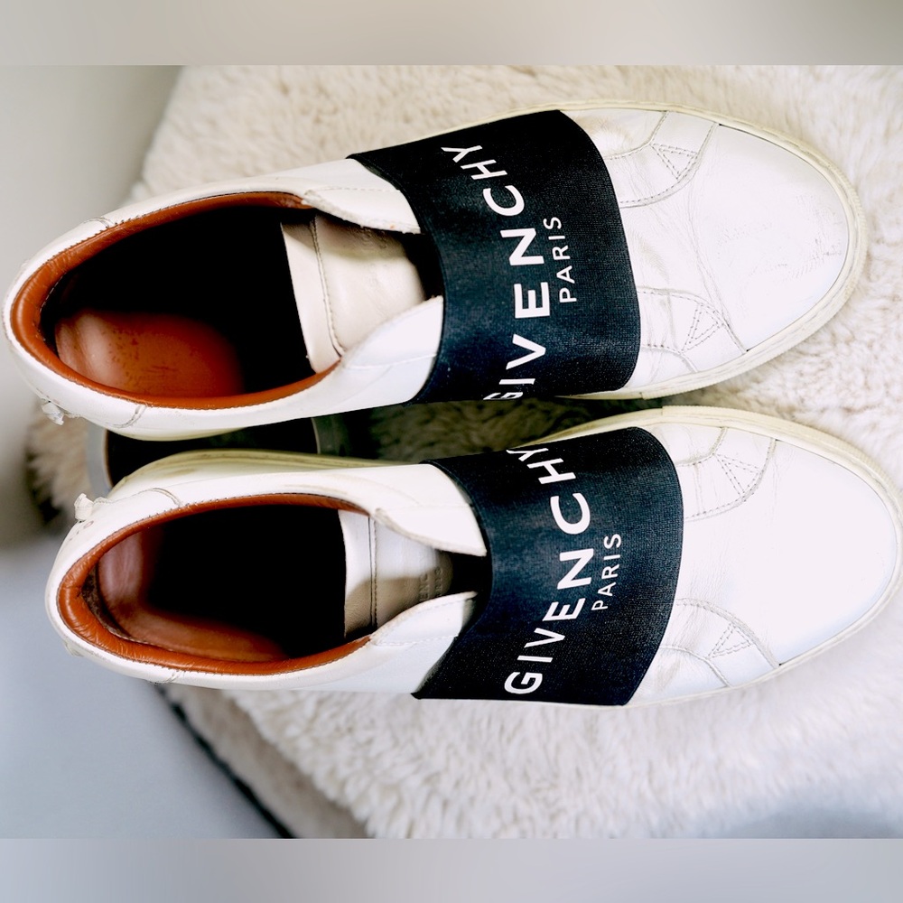 GIVENCHY Urban street Sneakers in Leather- Size 40